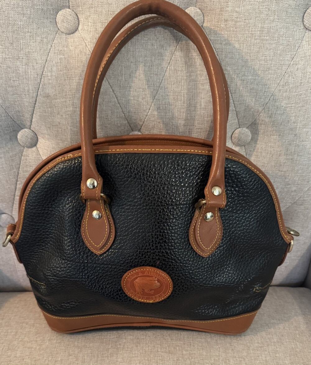 Vintage DOONEY & Bourke All Weather Leather Norfolk Shoulder Bag/Satchel